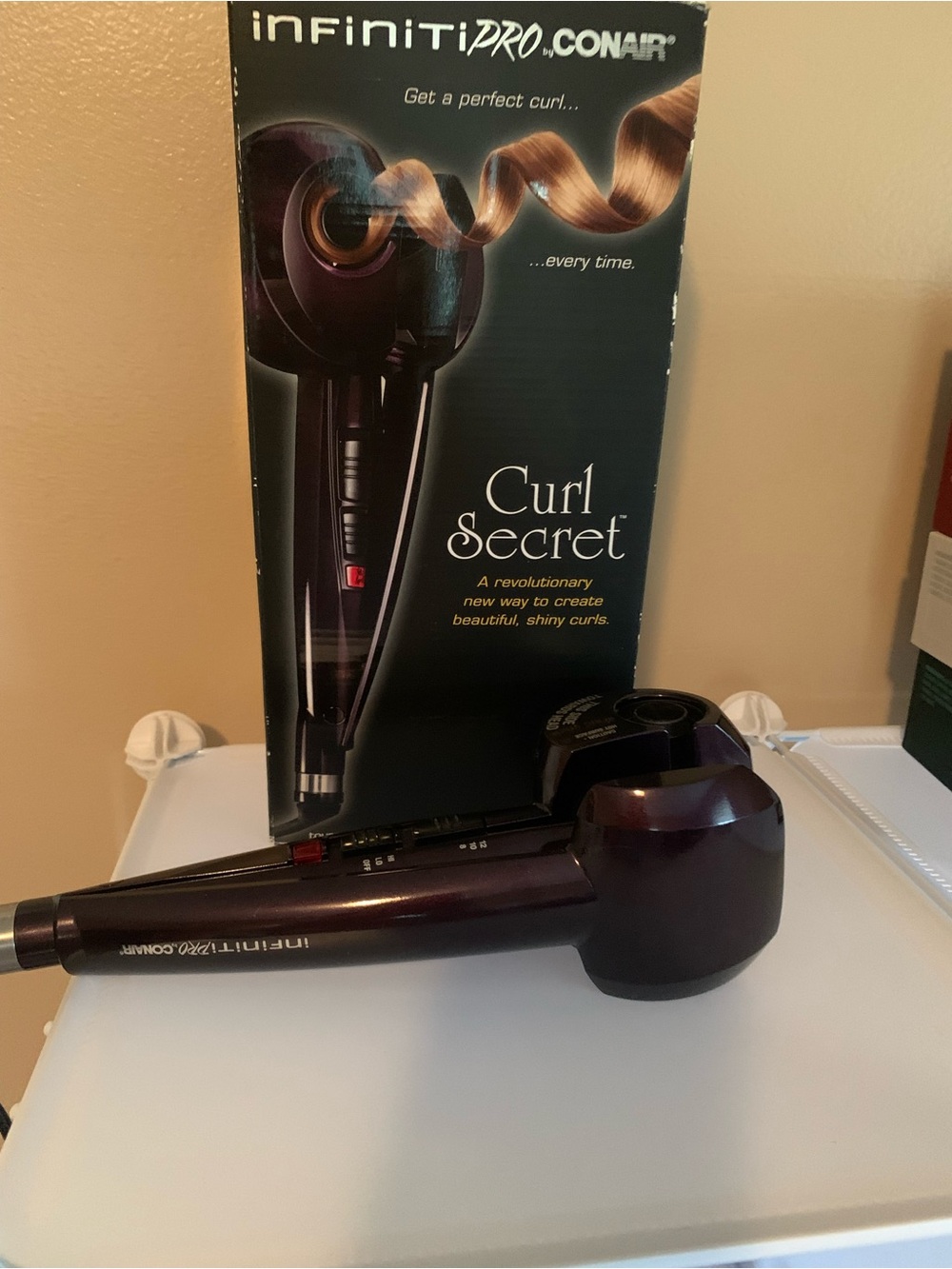 Conair InfinitiPro Curl Secret Automatic Ceramic Hair Curler CD203